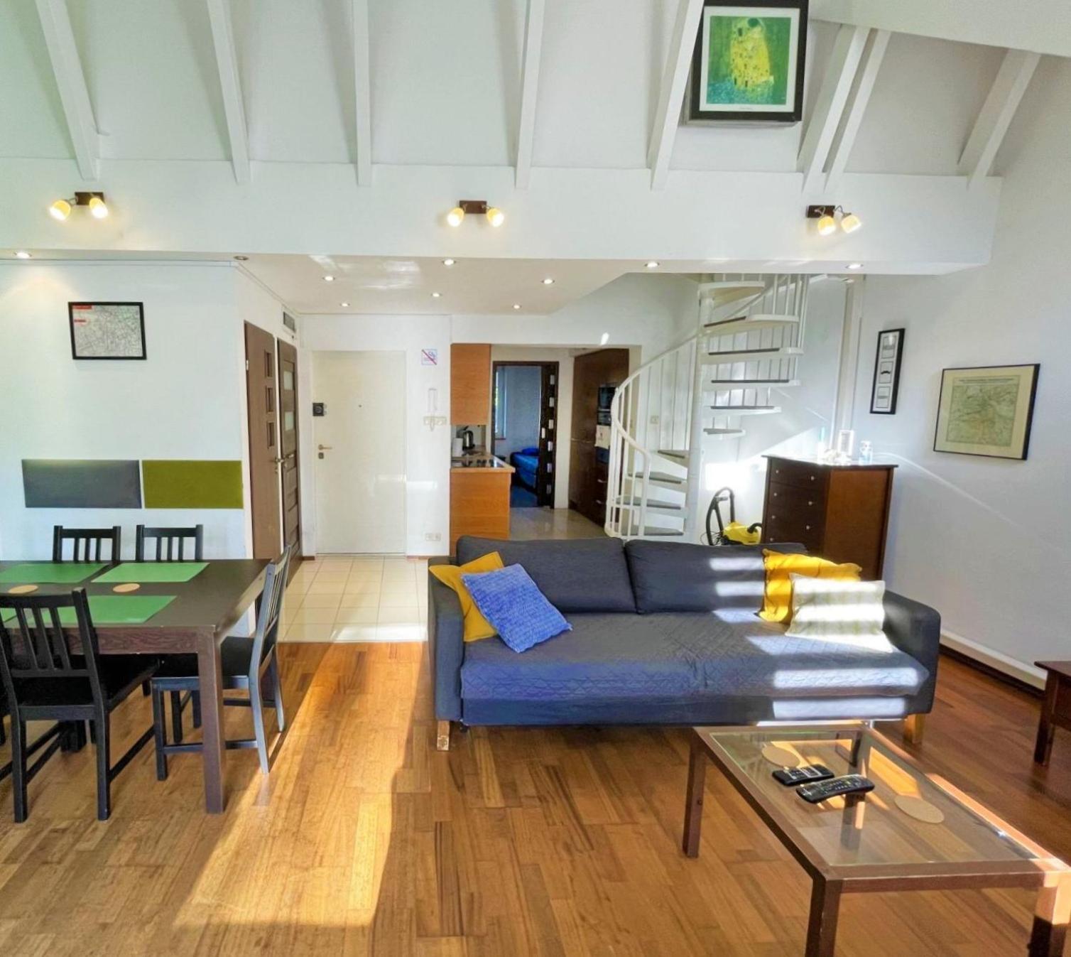 Labo Apartment Wola Varsovie Extérieur photo